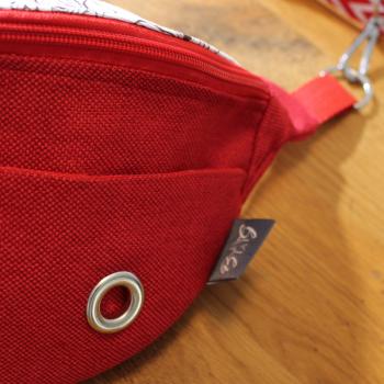 SLING BAG / HIP BAG / Gürteltasche - ENGLISH BULLDOG v1 A - Englische Bulldogge